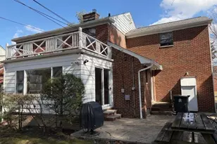 1384 Cleveland Heights Blvd, Cleveland Heights, OH 44121 - Photo 29