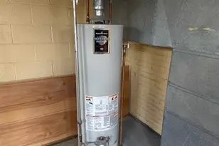 1384 Cleveland Heights Blvd, Cleveland Heights, OH 44121 - Photo 27