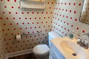 1384 Cleveland Heights Blvd, Cleveland Heights, OH 44121 - Photo 21