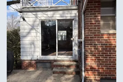 1384 Cleveland Heights Boulevard, Cleveland Heights, OH 44121 - Photo 31