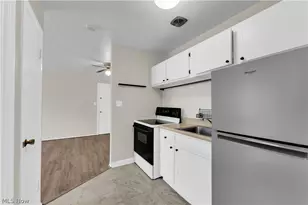 1415 Wyandotte Ave, Oakwood, OH 44107 - Photo 13