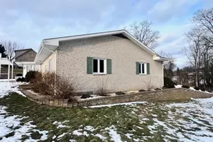 67582 Clark Rd, St Clairsville, OH 43950 - Photo 11