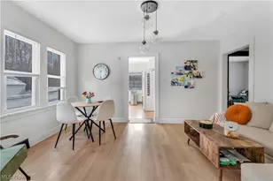 127 Roslyn Dr, Youngstown, OH 44505 - Photo 7