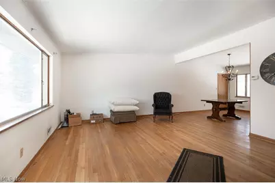 10725 York Road, North Royalton, OH 44133 - Photo 9