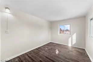 170 E 220th St, Euclid, OH 44123 - Photo 15