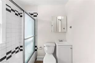 170 E 220th St, Euclid, OH 44123 - Photo 11