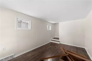 170 E 220th St, Euclid, OH 44123 - Photo 5