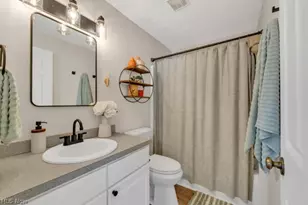 2225 Abbey Ln, Akron, OH 44319 - Photo 11