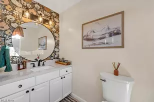 2225 Abbey Ln, Akron, OH 44319 - Photo 15