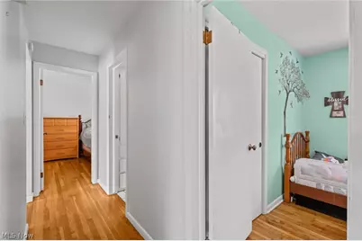 619 Moore Road, Akron, OH 44319 - Photo 19