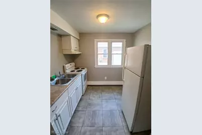 127 Shields Road #2, Youngstown, OH 44512 - Photo 3