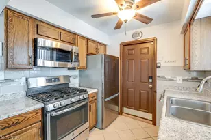 5731 Meadow Ln, Huber Heights, OH 44146 - Photo 9