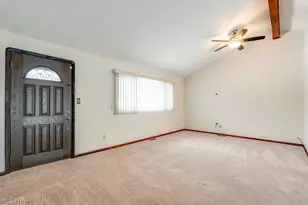 5731 Meadow Ln, Huber Heights, OH 44146 - Photo 5