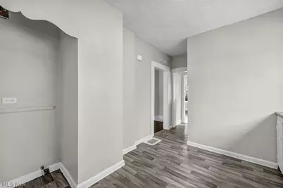 2218 W 100th Street, Loveland, OH 44102 - Photo 27