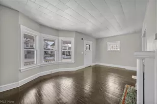 2218 W 100th St, Loveland, OH 44102 - Photo 9