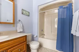 10710 Edgewater Dr, Loveland, OH 44102 - Photo 19