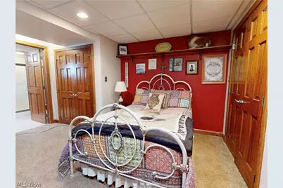 4804 White Oaks Drive, Steubenville, OH 43953 - Photo 33