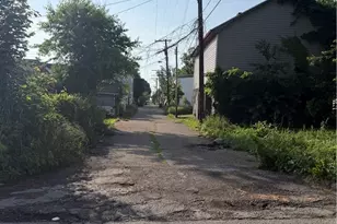 1434 Oregon Ave, Steubenville, OH 43952 - Photo 21