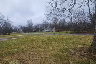 3750 Maplecrest Rd, Woodmere, OH 44122 - Photo 13