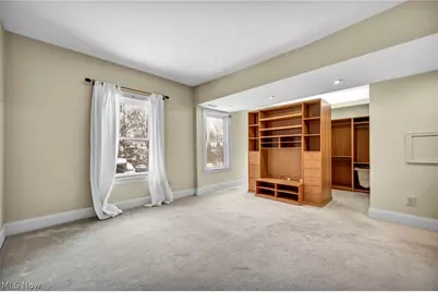 2420 Overlook Road, Cleveland Heights, OH 44106 - Photo 17