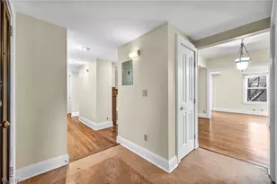 2420 Overlook Rd, Cleveland Heights, OH 44106 - Photo 15