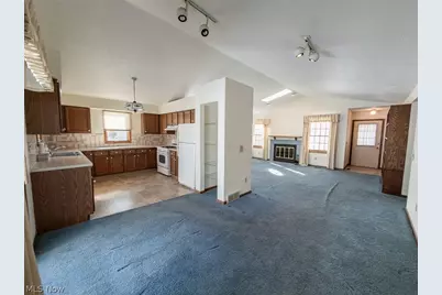 3210 S Billingsgate Circle NW, Canton, OH 44708 - Photo 7