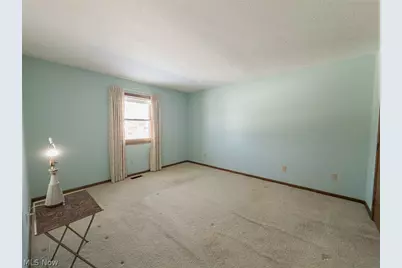 3210 S Billingsgate Circle NW, Canton, OH 44708 - Photo 13