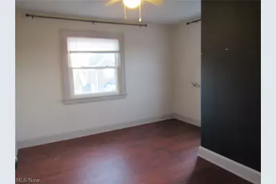 595 Flora Avenue, Akron, OH 44314 - Photo 13