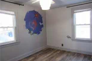 595 Flora Ave, Akron, OH 44314 - Photo 9