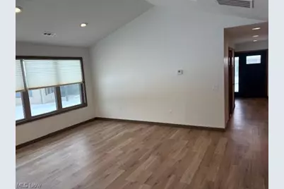 2707 Barnhill Road SE, New Philadelphia, OH 44663 - Photo 7