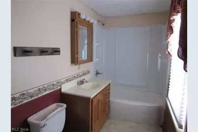 406 W Indiana Avenue, Sebring, OH 44672 - Photo 23