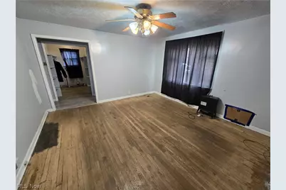 71421 Center Street, St Clairsville, OH 43950 - Photo 5