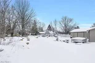 10725 Struthers Rd, New Middletown, OH 44442 - Photo 9
