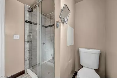 21202 Gardenview Drive, Maple Heights, OH 44137 - Photo 31