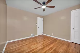 21202 Gardenview Dr, Maple Heights, OH 44137 - Photo 19