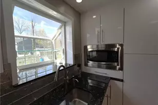 8908 Sherwood Dr NE, Warren, OH 44484 - Photo 13