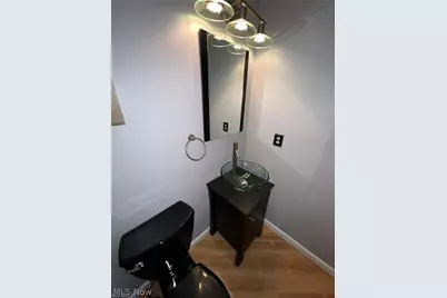 8908 Sherwood Drive NE, Warren, OH 44484 - Photo 17