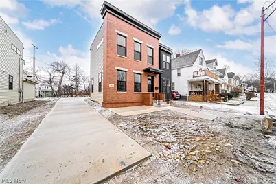 1863 Woodlawn Avenue, East Cleveland, OH 44112 - Photo 3