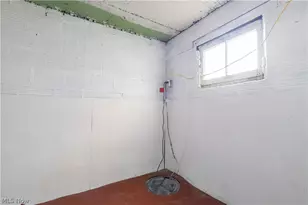 263 Hollywood Blvd, Steubenville, OH 43952 - Photo 23