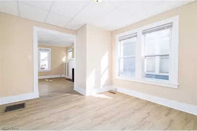 263 Hollywood Boulevard, Steubenville, OH 43952 - Photo 11