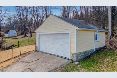 263 Hollywood Boulevard, Steubenville, OH 43952 - Photo 39