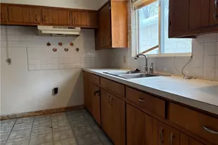 1628 Merrill Ave, Akron, OH 44306 - Photo 3