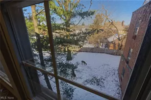 15875 Van Aken Blvd, Huber Heights, OH 44120 - Photo 9