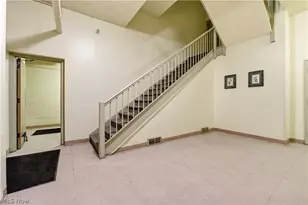 15875 Van Aken Blvd, Huber Heights, OH 44120 - Photo 25