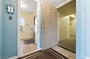 15875 Van Aken Blvd, Huber Heights, OH 44120 - Photo 3