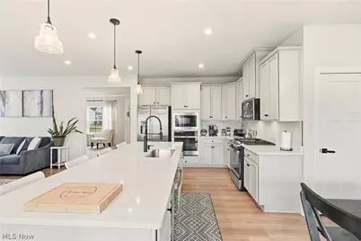 1404 Southbrook Circle NE, Canton, OH 44721 - Photo 11