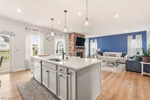 1404 Southbrook Cir NE, Canton, OH 44721 - Photo 13