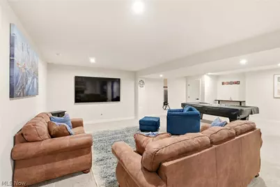 1404 Southbrook Circle NE, Canton, OH 44721 - Photo 37