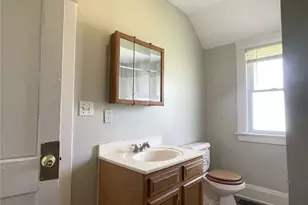 10301 Dickens Ave, Loveland, OH 44104 - Photo 15