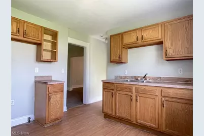 10301 Dickens Avenue, Loveland, OH 44104 - Photo 7